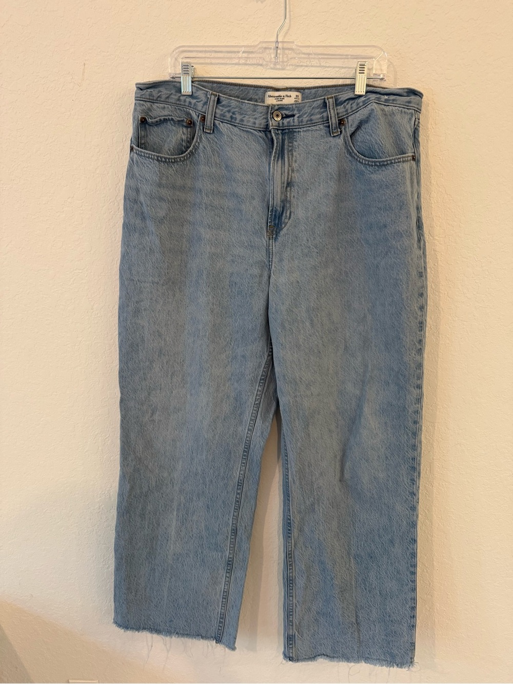 Abercrombie & Fitch High Rise Loose Size 33